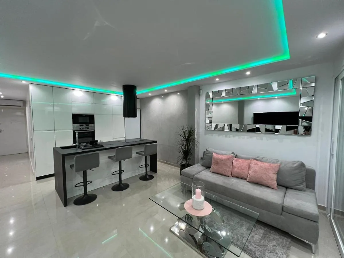 Appartamento Luxury House Atlantico Private Heated Pool Costa Adeje  0*, Costa Adeje (Tenerife) Spagna